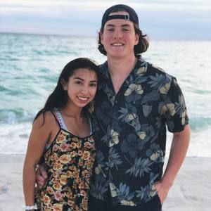 Meet your Posher, Izzy